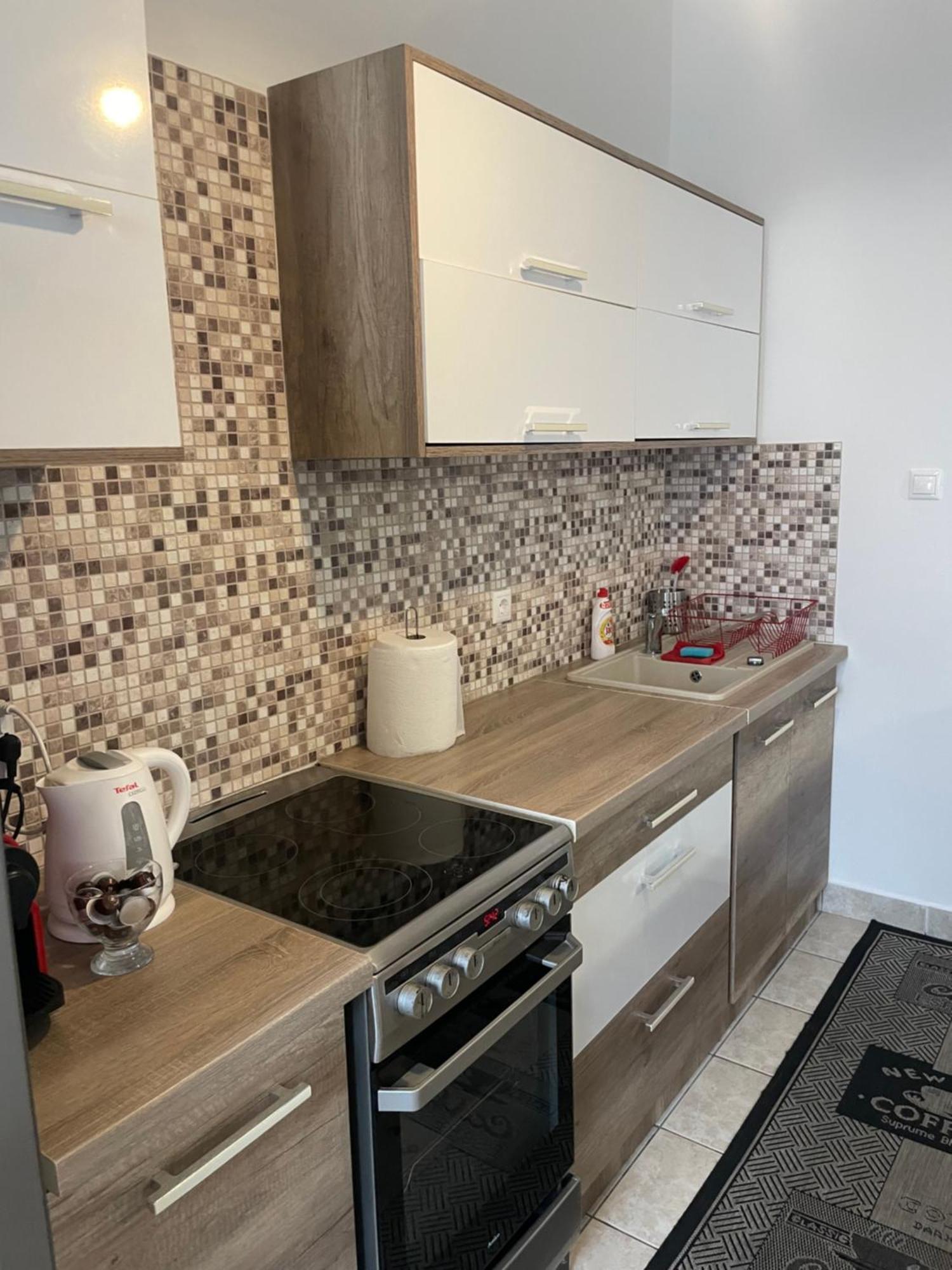 Palank Apartman Mosonmagyaróvár Dış mekan fotoğraf