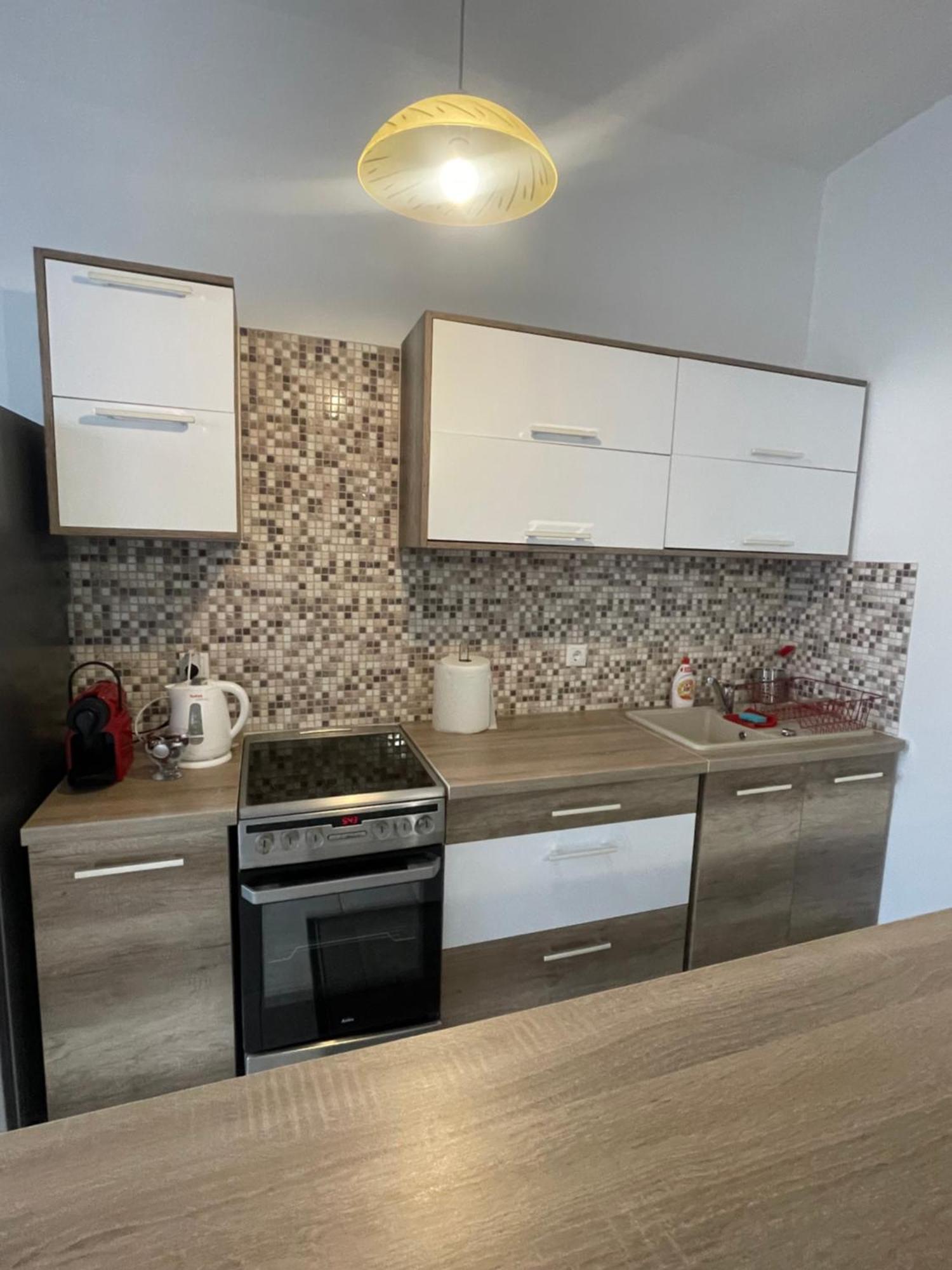 Palank Apartman Mosonmagyaróvár Dış mekan fotoğraf