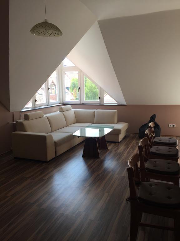 Palank Apartman Mosonmagyaróvár Dış mekan fotoğraf